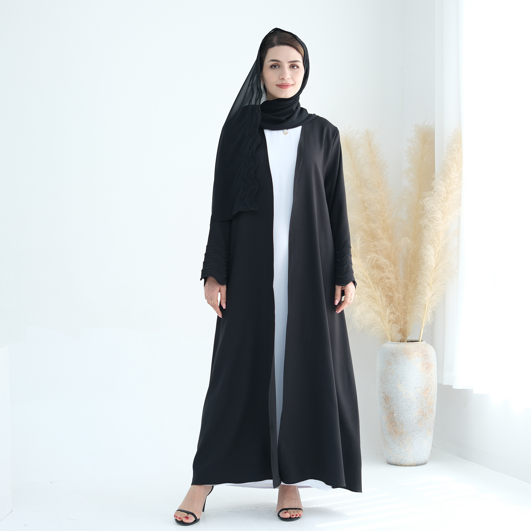 Eid Stickerei Muslimische Frau – Embroidery Kaftan Bewertung und Preis