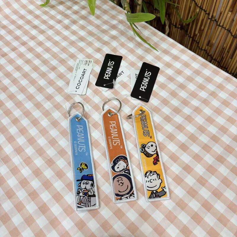 Kawaii Snoopy Cartoon Stickere – Embroidery Ring Bewertung und Preis