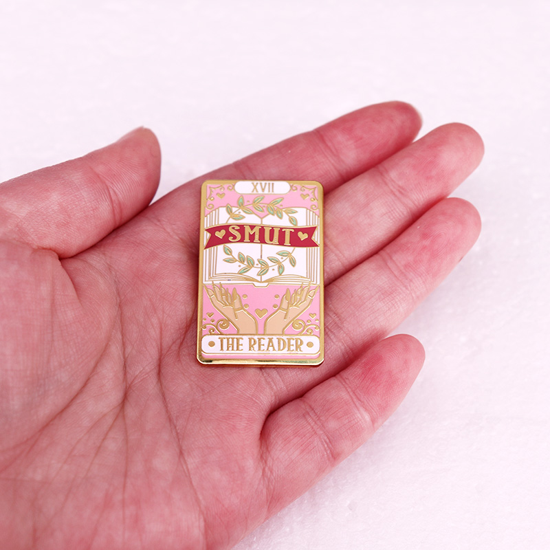 SMUT The Reader Book Emaille P – Embroidery Wallet Bewertung und Preis